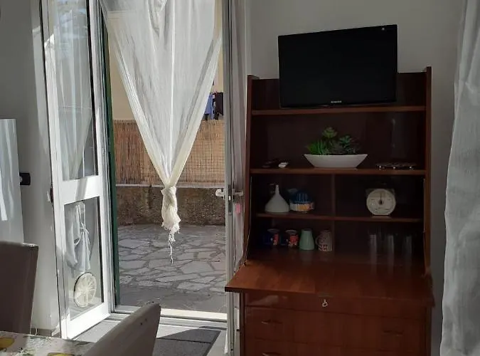 Tigullio Vacations - Flavia لافانيا